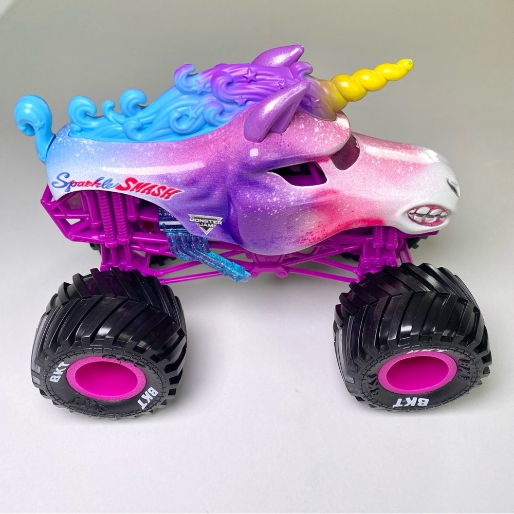 Monster Jam “Sparkle Smash” Replica Monster Truck Die-Cast Vehicle